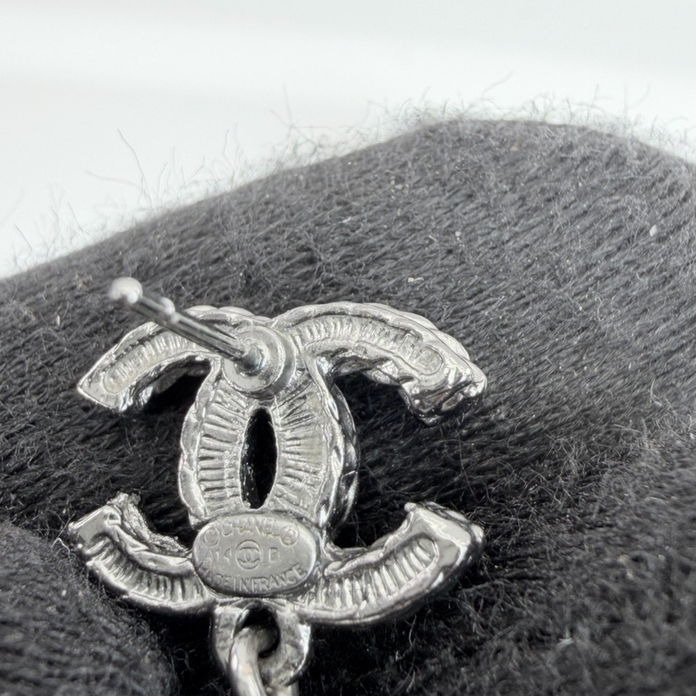 CHANEL Black Crystal Pearl Cc Drop Earrings - Picture 7 of 9